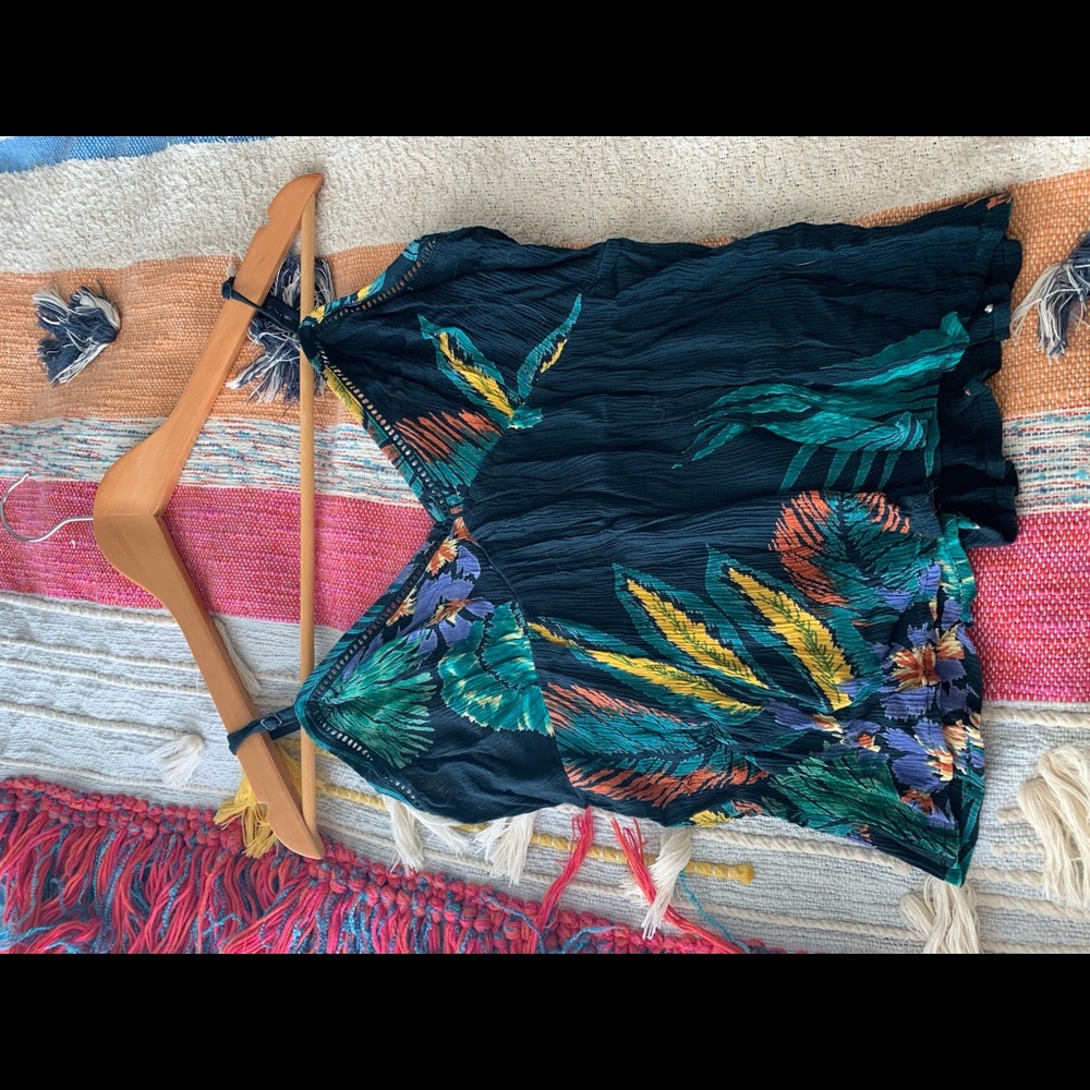 Jungle top